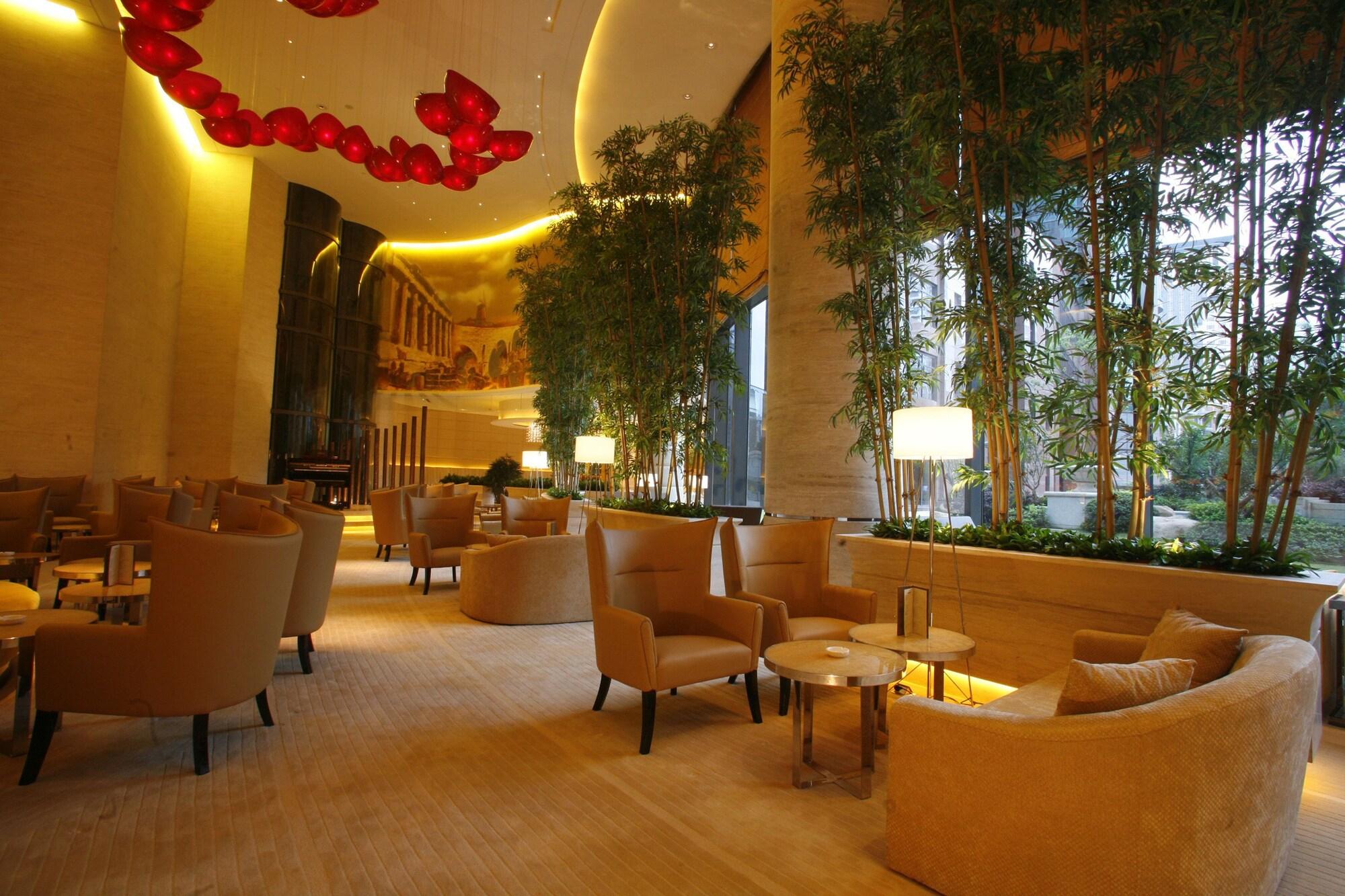 Hilton Shanghai City Center -Steps From Iconic Landmarks Wukang Mansion And Jing'An Temple Eksteriør bilde