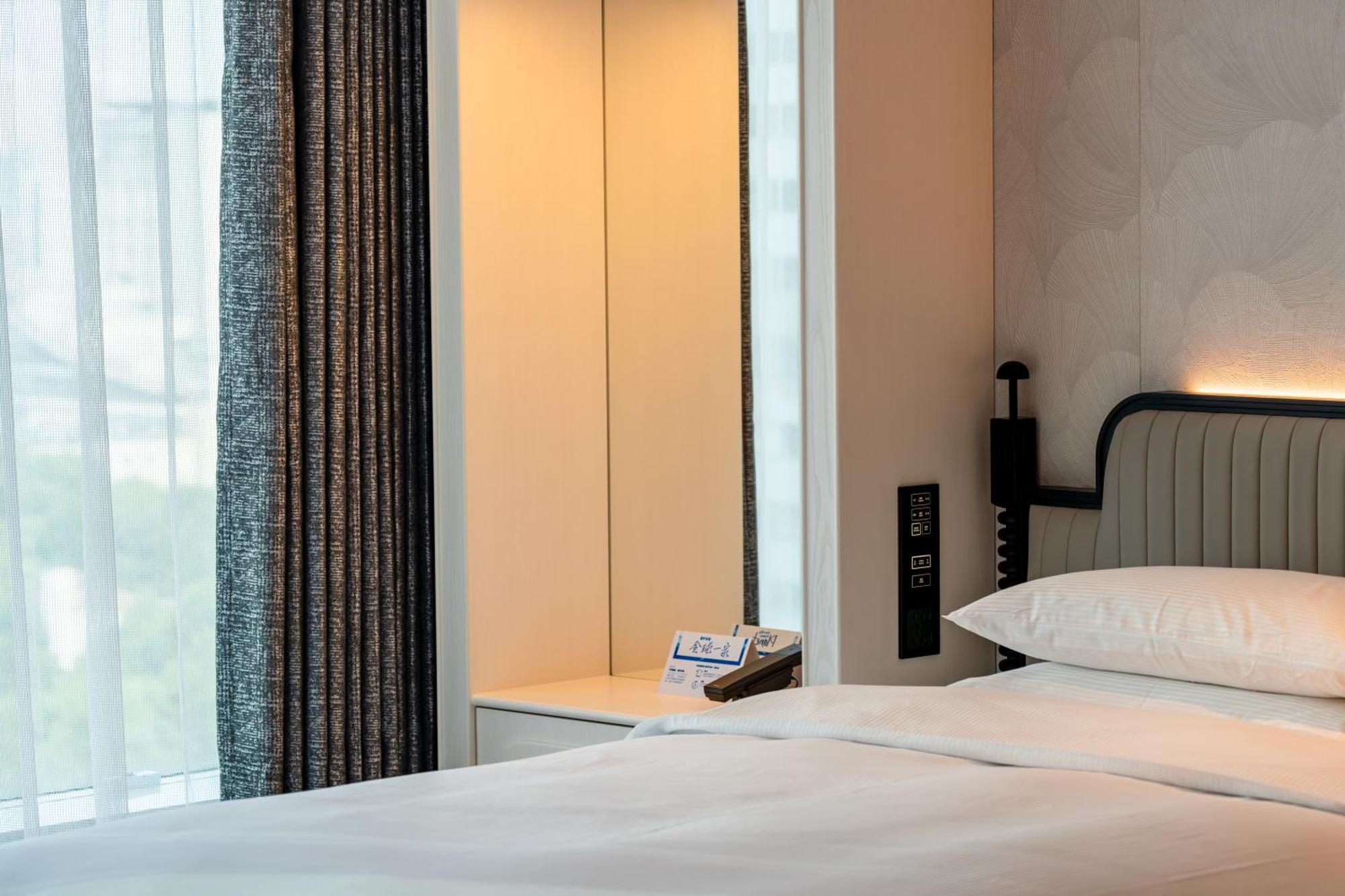 Hilton Shanghai City Center -Steps From Iconic Landmarks Wukang Mansion And Jing'An Temple Eksteriør bilde