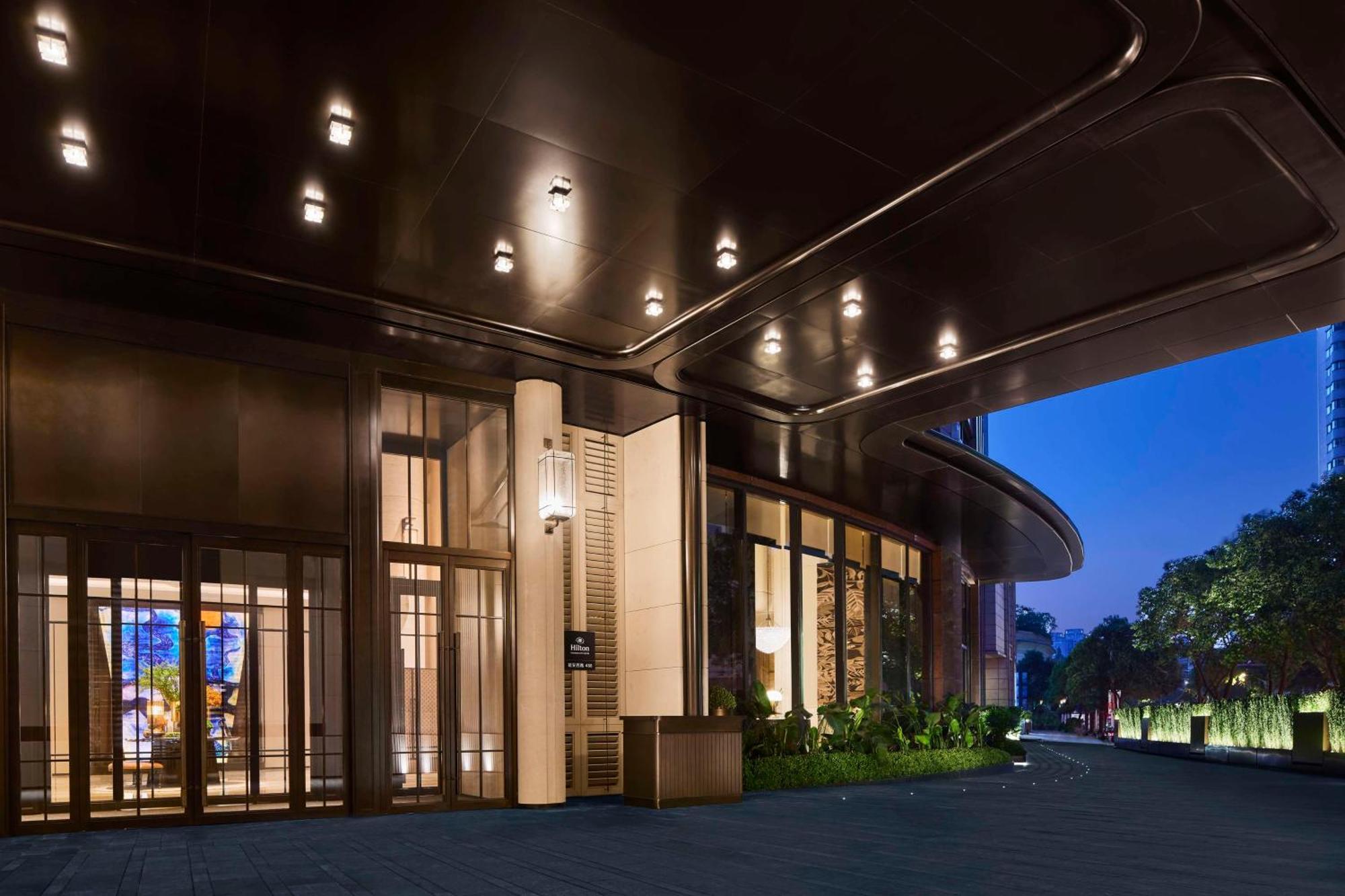 Hilton Shanghai City Center -Steps From Iconic Landmarks Wukang Mansion And Jing'An Temple Eksteriør bilde